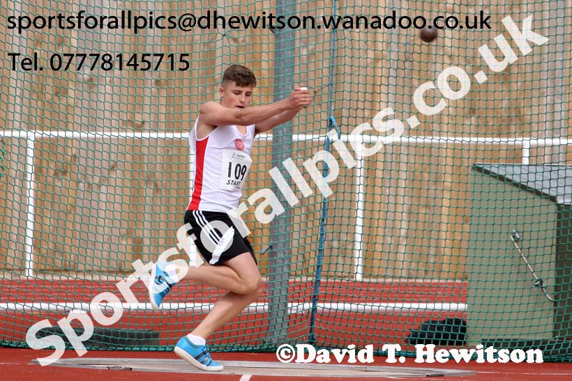 Boys under-15s hammer, Northern Under-13s, U-15s and 17s Championships. Photo: David T. Hewitson/Sports for All Pics